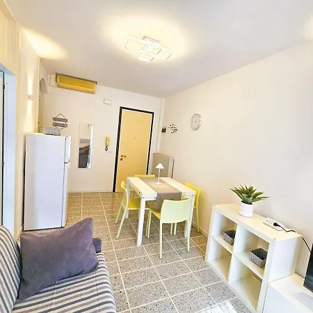 Apartment Bilocale Augustus Piazza Mazzini *
